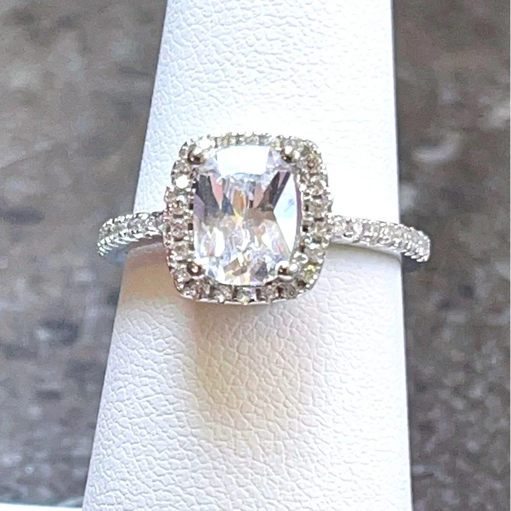 Sterling Silver Cushion-Cut Halo CZ Engagement Ring -Size 6 -7g‎